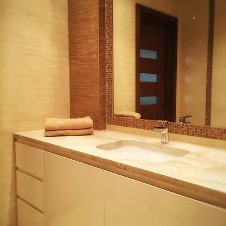 Apartament Vincent Metro 83 M2 * Warsaw