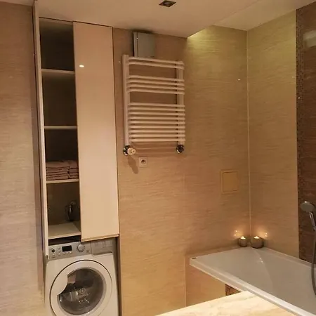 Apartament Vincent Metro 83 M2 * وارسو