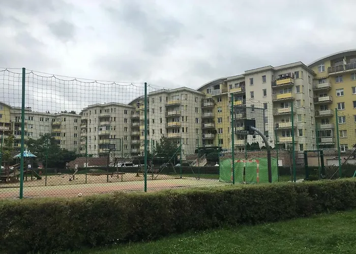 Apartament Vincent Metro 83 M2 דירה *