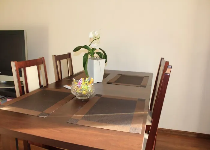 Apartament Vincent Metro 83 M2 *